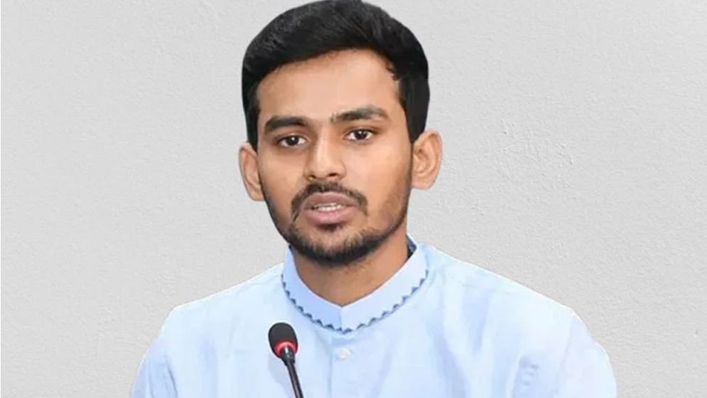আসিফ মাহমুদের বিরুদ্ধে দুর্নীতির অভিযোগ, মন্ত্রণালয়ের চার ধরনের নথি চাইল দুদক